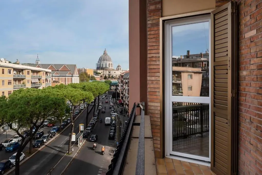 Vatican Dome View Apartment Rome